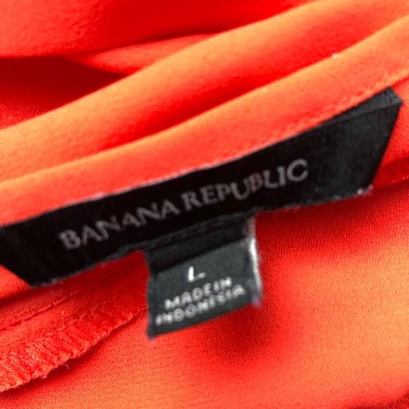 Banana Republic red orange pleat detail top - Picture 4 of 5